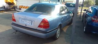 1995 Mercedes-Benz C180 Sedan