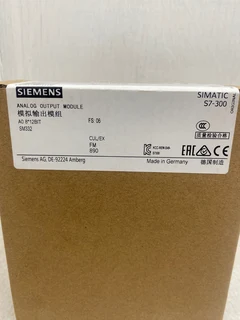 Siemens SIMATIC S7-300 Analog output 8 AO 40-pole  6ES7332-5HF00-0AB0 / 6ES7 332-5HF00-0AB0