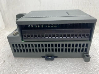 Siemens SIMATIC S7-200 CPU 224 Compact unit, DC power supply 6ES7214-1AD23-0XB0 / 6ES7 214-1AD23-0XB