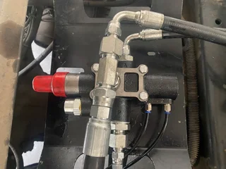Hydraulic System Installation For Tucks