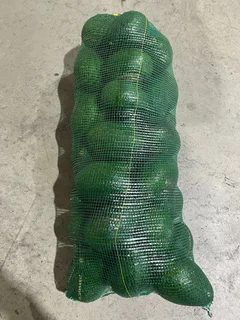 Medium / large 18kg avo bags