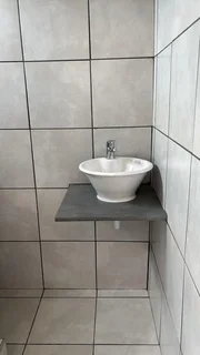 Seperate entrance to rent in mossel bay