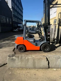 2.5 ton diesel Toyota Forklift Truck for sale| Johannesburg