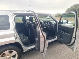 Jeep Patriot 2.4L Manual 2011