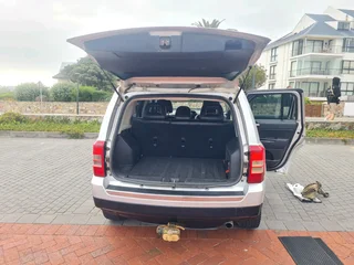 Jeep Patriot 2.4L Manual 2011