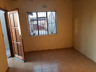 Room to rent in Orange Farm Ext 1