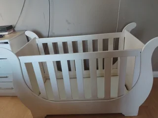 Cot - Ad posted by Portia Gqabuza