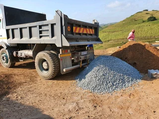 6m Sand and stone
