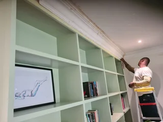 CUSTOM DRYWALLS AND CEILINGS