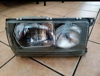 Mercedes - Benz W 123 brand new head light set