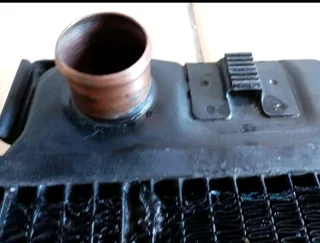 Mercedes W 123 second hand original radiotor for sale