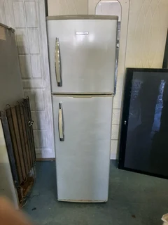 BUYING BROKEN AND WORKING ELECTRONICS