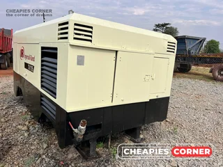 ◖ Happy Heritage Day South Africans Get This Borehole Drilling Truck With A 21 Bar Compressor ◗