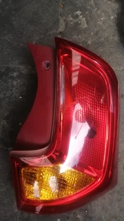 Kia picanto 2013 tail light