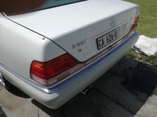 1995 Mercedes-Benz 500-Series Sedan