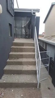 Rental in Phoenix Grovend