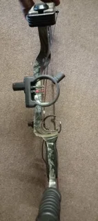 PSE Stinger compound bow