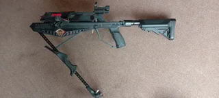 Adder crossbow with magazine, red dot sight and 5 bolts