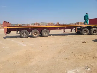 Cts tri axle trailer