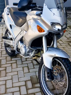 Aprilia Pegaso 650 Cube 1999