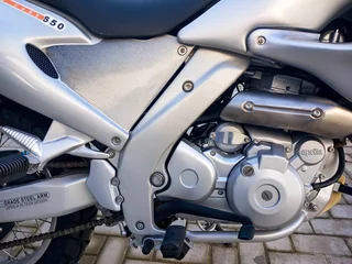 Aprilia Pegaso 650 Cube 1999