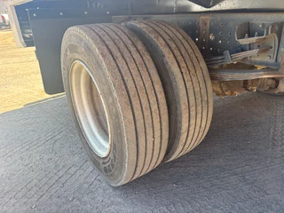 2019 FUSO FE8-150 AUTO DROPSIDE