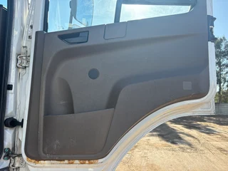 2022 FUSO FJ18.280 DROPSIDE