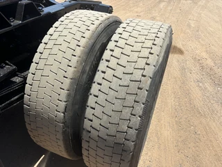 2008 NISSAN UD460 4X2 T/T