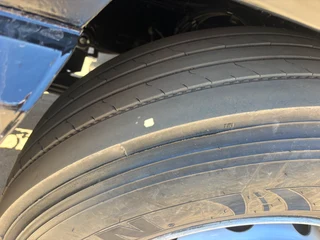 2008 NISSAN UD460 4X2 T/T