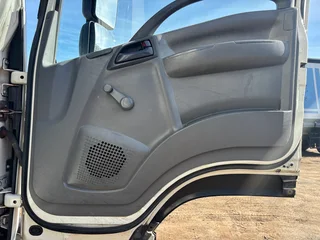 2017 ISUZU FVZ1400 AMT 6X4 VOLUME VAN WITH TAILLIFT