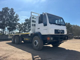 2011 MAN CLA26-280 6X4 FLATDECK