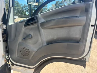 2014 ISUZU NPR300 DROPSIDE PERSONNEL CARRIER