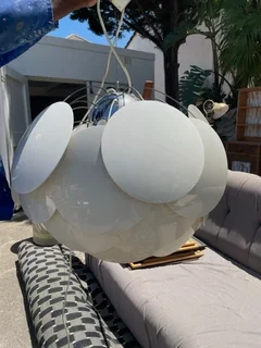 chandelier - Ad posted by Gustav Schaefer