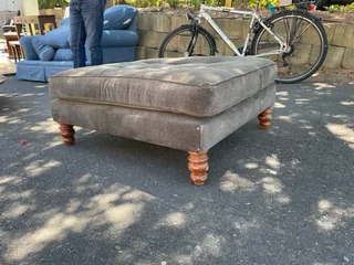 ottoman - Ad posted by Gustav Schaefer