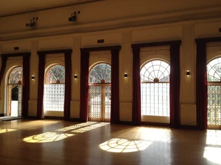 Trendy Halaal Summer Buffet Events! Winter &amp; Spring Specials Starting now for Spring/Summer 2025