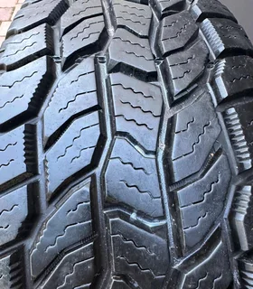 245/70/17 Cooper Discoverer AT3 Tyre *Like Brand New*