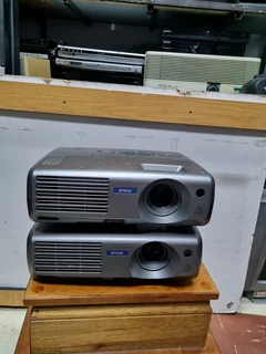 Epson EMP-81 Projector.