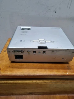 Lg DS125 Projector.