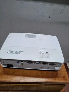 Acer X1285 Projector .