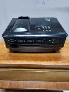 BenQ MP515 Projector.