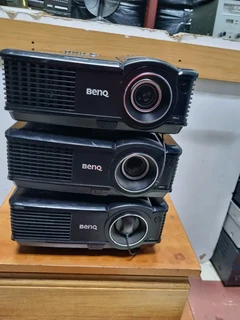 BenQ MP515 Projector.