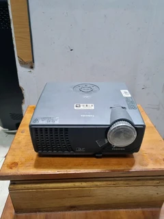 Toshiba TDP-S8 Projector.