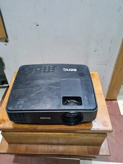 BenQ MS504 Projector.