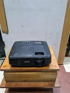 BenQ MS504 Projector.