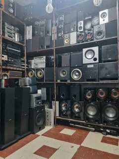 Lots of Quality Centre Speakers, on SALE. Kef,Jamo,Tannoy, Mission, Quatz, etc