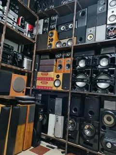 Amplifiers, Speakers, Subwoofers, Projectors, Dvds,Coffee Machines, Bookshelves, Centre Speakers,etc