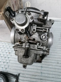 Yamaha 1.1 original 41mm carbs R3995 for both.