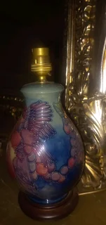 1995 Moorcroft Lamp Shade for Sale. Neg.