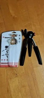 LED light and Mini tripod