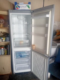 Samsung no frost refrigerator